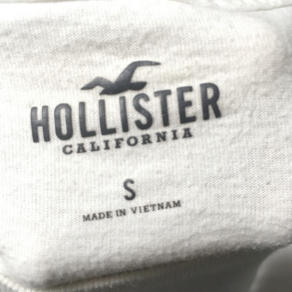 *HOLLISTER* T-Shirt - Picture 3 of 4